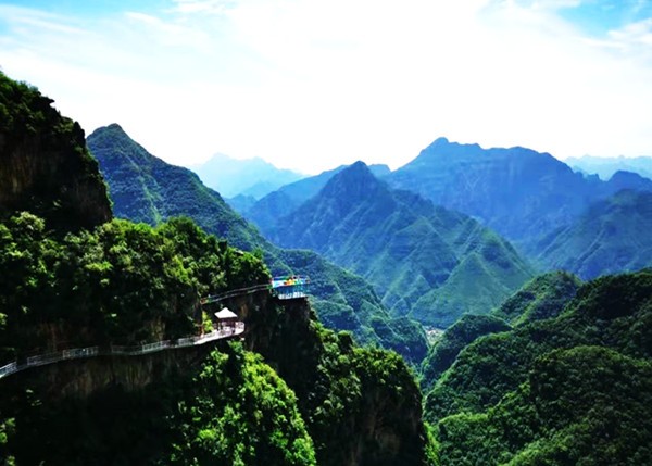 春游團(tuán)建NO.9-十渡核心景區(qū)-東湖港-郊游團(tuán)建-團(tuán)隊(duì)游戲-凝聚力1日主題團(tuán)建
