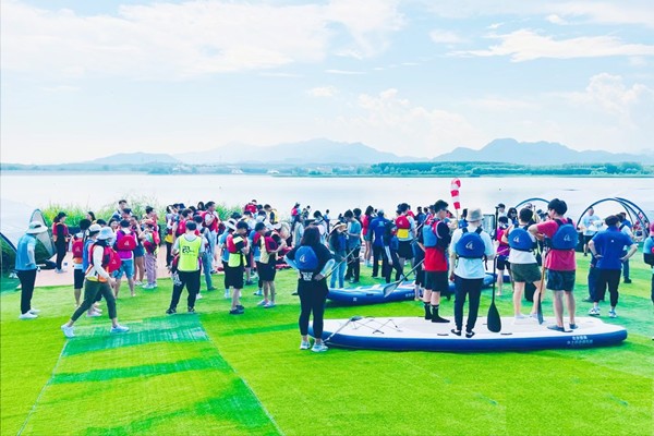 SUP漿板-要玩就玩酷的-青龍湖水上主題團建活動