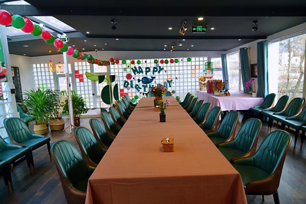 【民宿包院】35床+50人餐廳+50人會(huì)議+KTV+臺(tái)球+泳池+獨(dú)立院落+濱水山居+輕奢體驗(yàn)