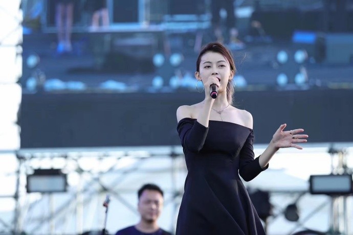 年會熱門節目：歌曲（男女歌手）